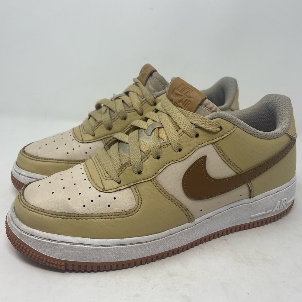 Nike Air Force 1 LV low sesame white size 7Y womens 8.5  DQ5973-200 sneakers